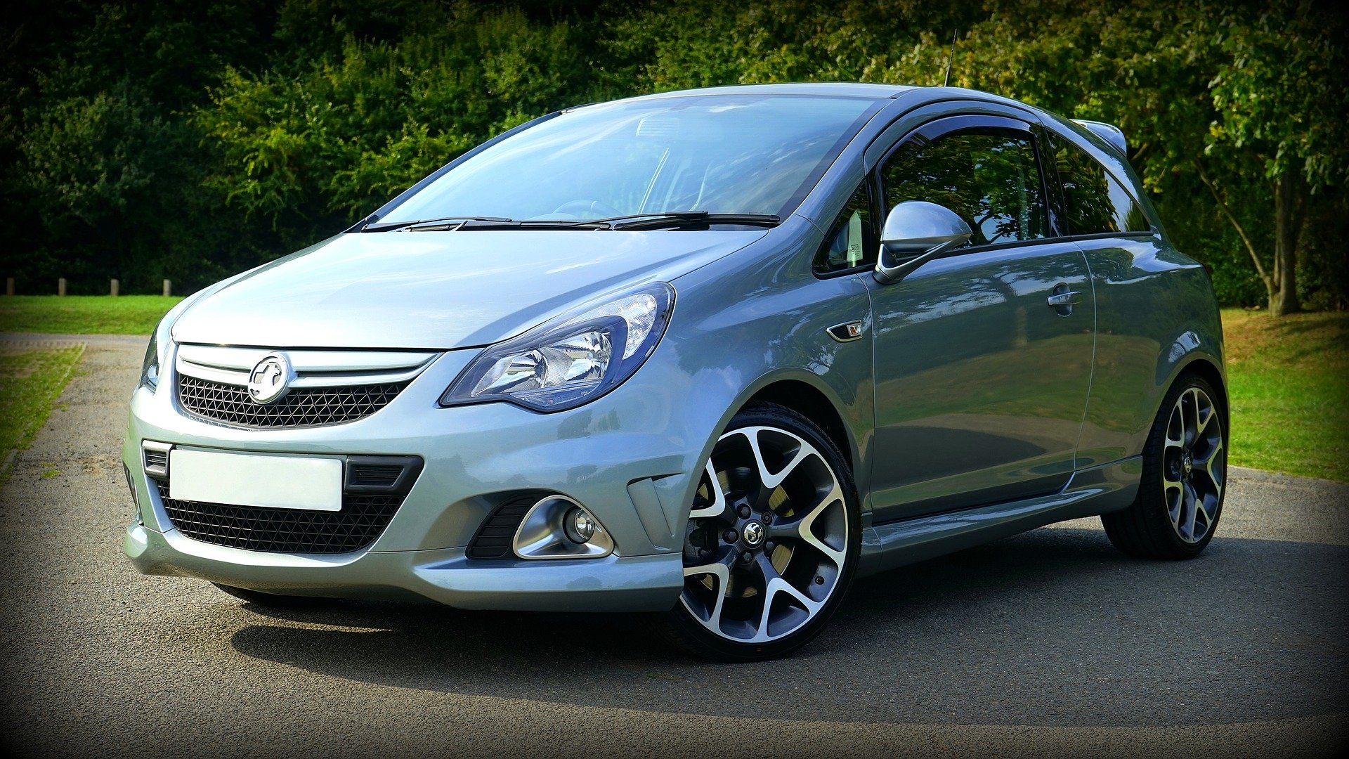 هل تعرف البلد المصنّع لكل سيارة؟ 14 Vauxhall Car